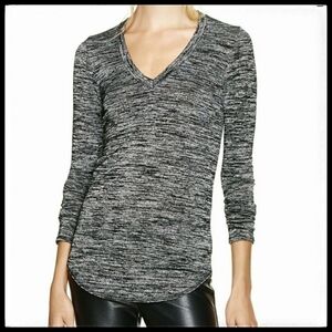 Aritzia Wilfred Free Agdal Women's Long Sleeve Vneck T-Shirt Black Grey Size M